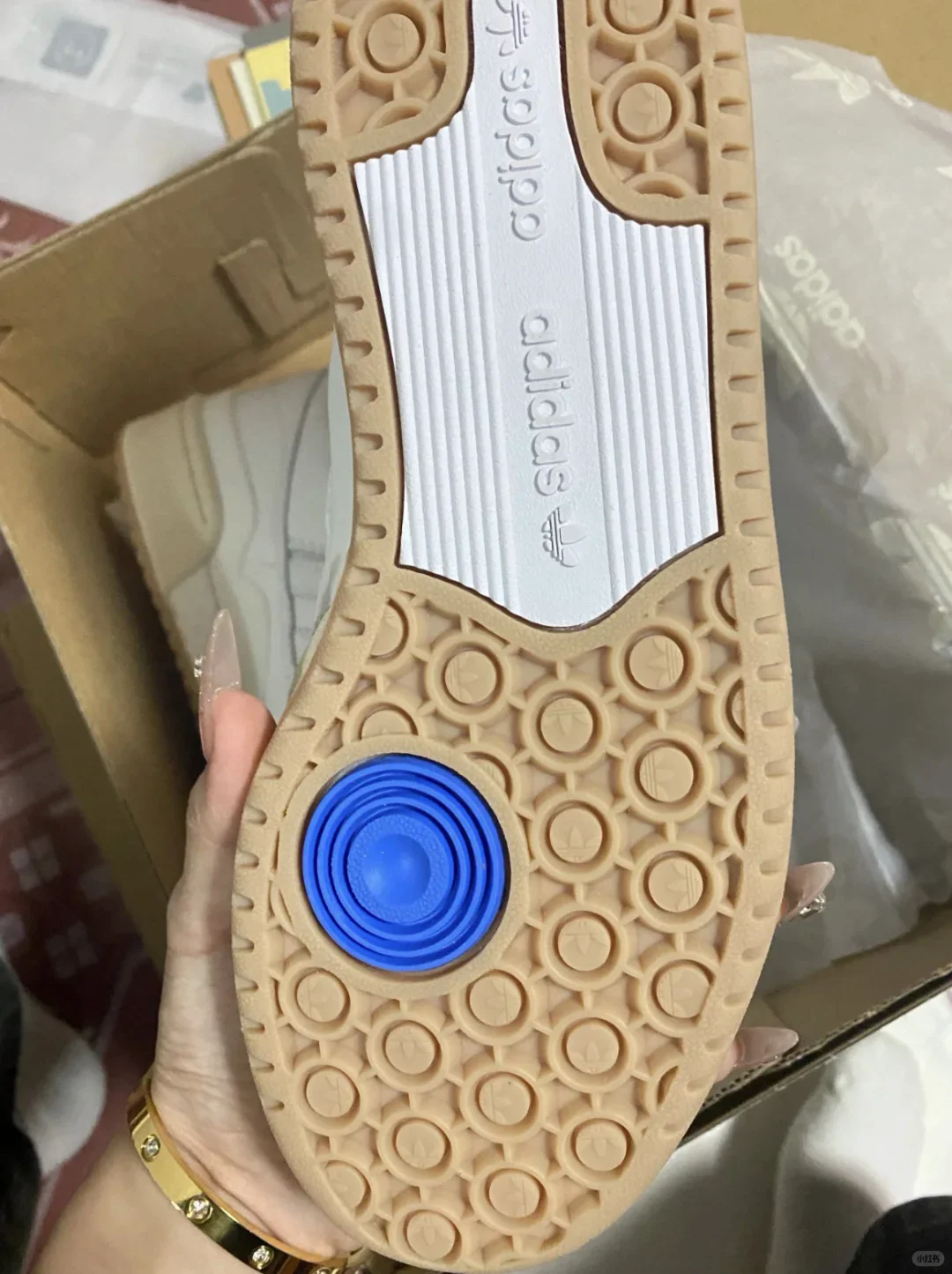 328💰adidas复古又舒适板鞋