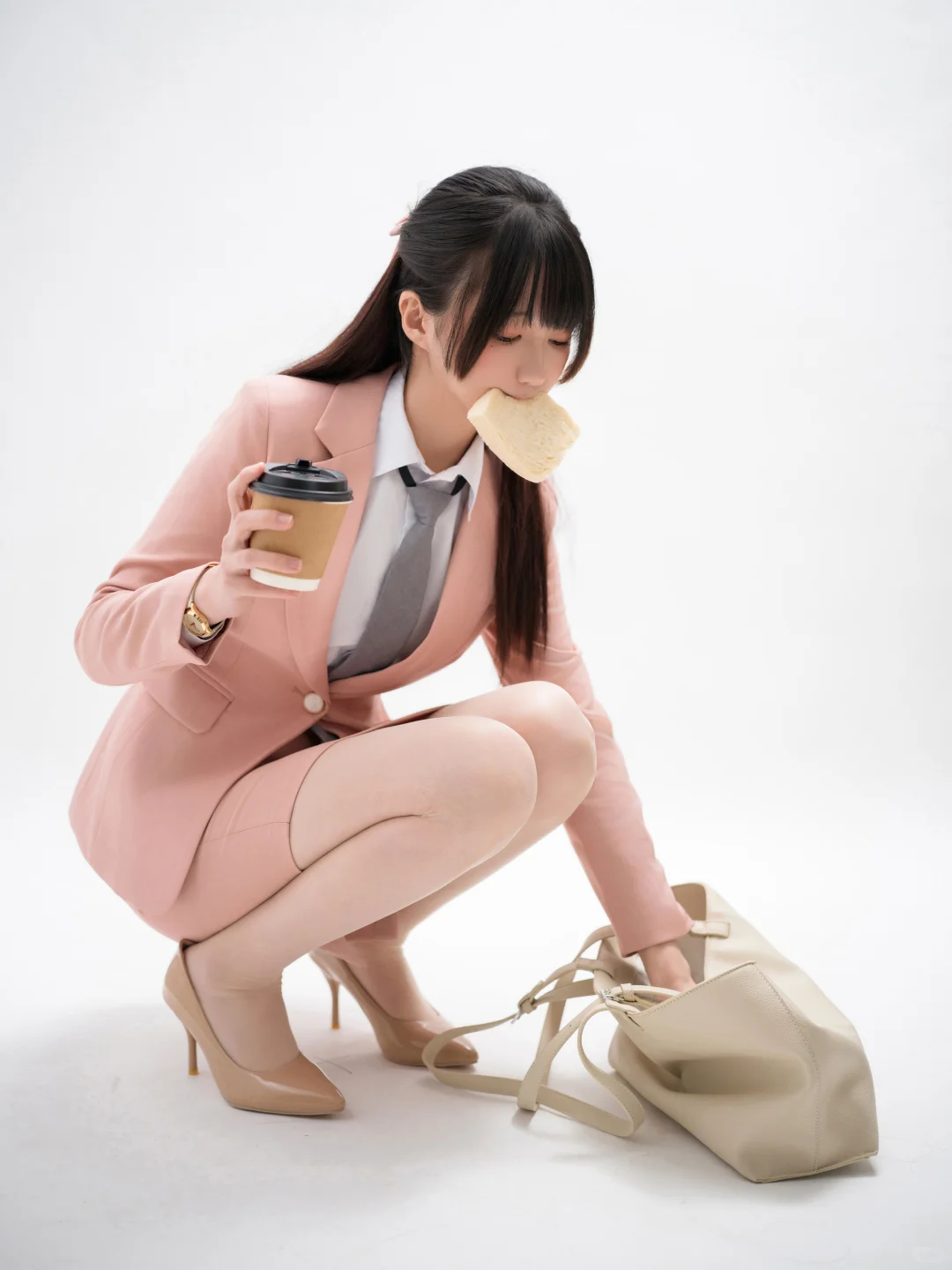 上班族的午休时间💼