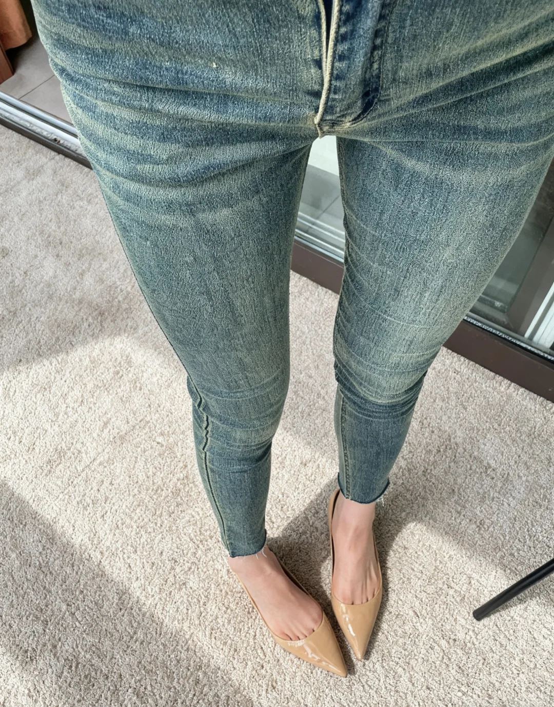 完美身材，腿型好看不止一点点大长腿😍