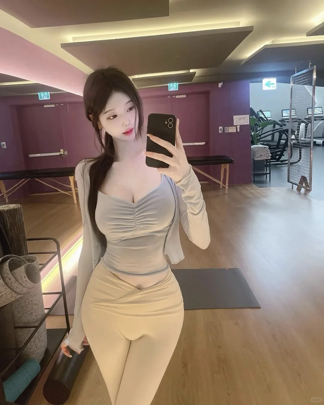 又甜又辣！完美身材曲线！