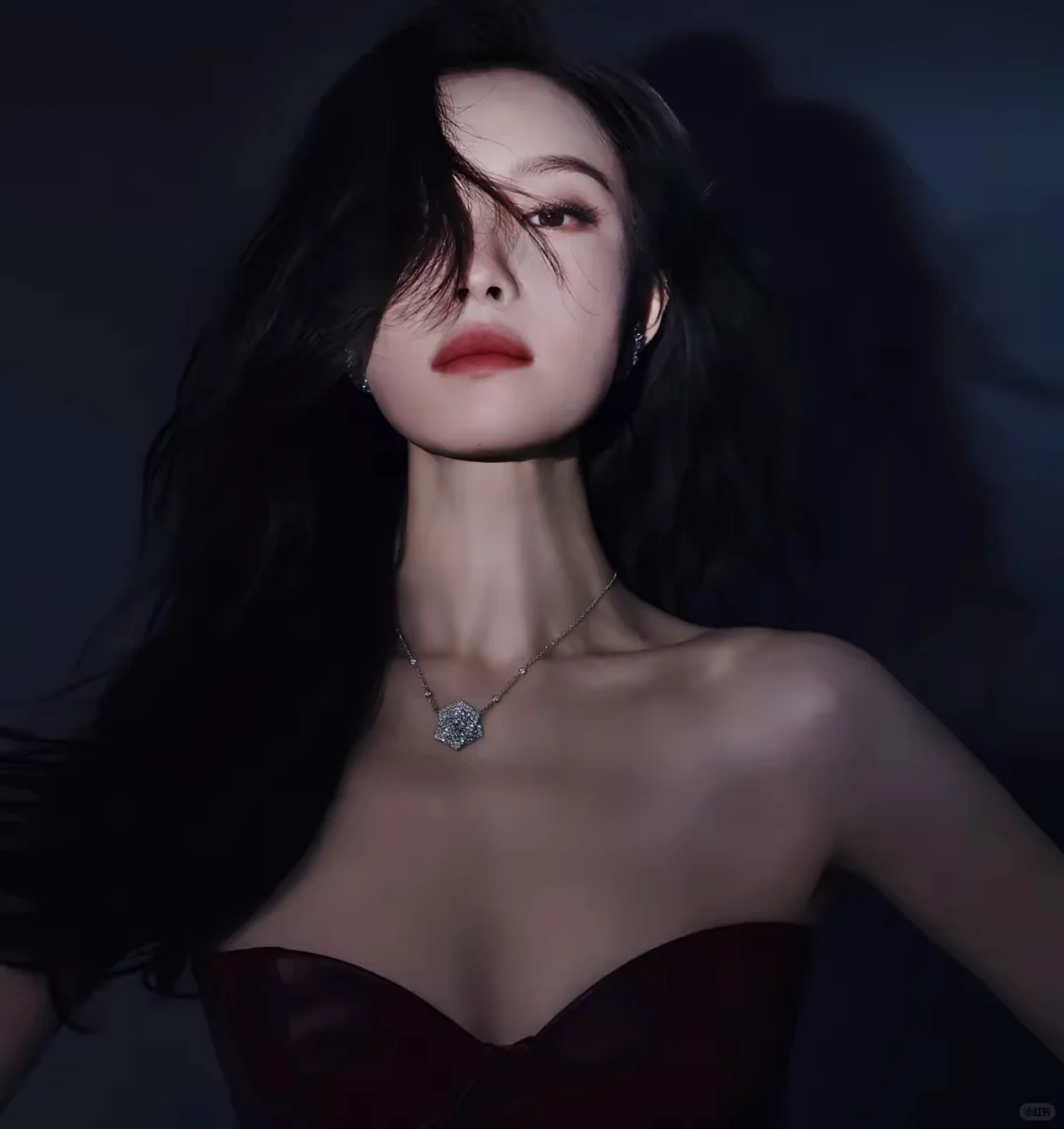 这一套写真够惑