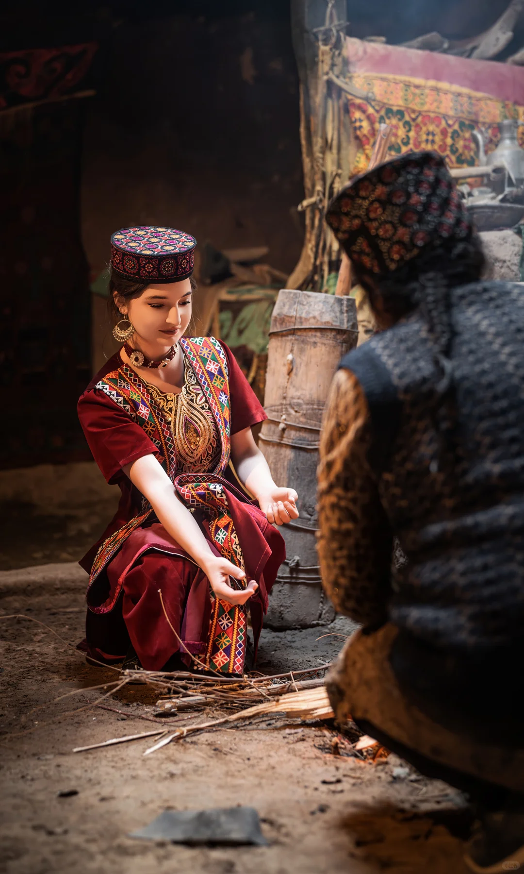 如杏花般纯洁和美丽的塔吉克女士们～