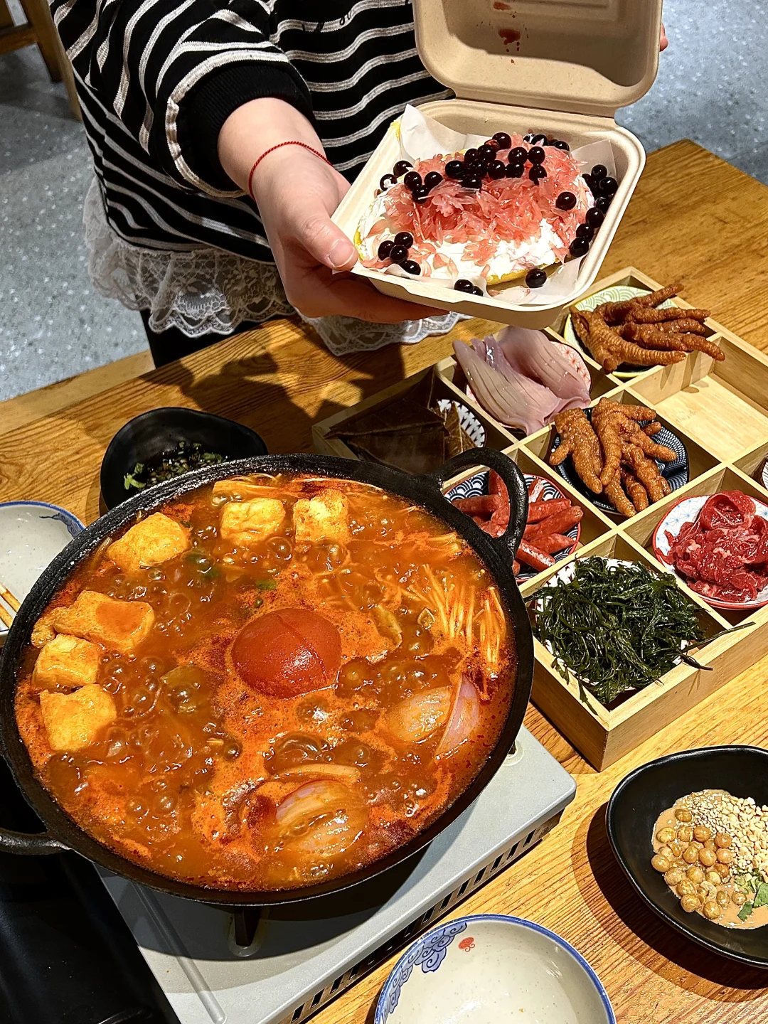 什么？校长开火锅了！高低尝尝咸淡