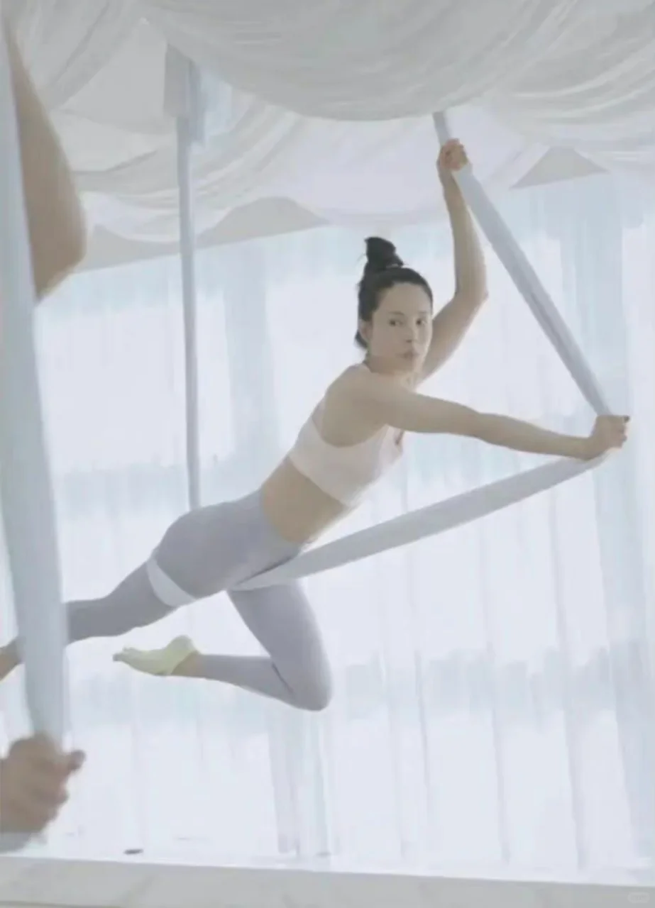 58岁李若彤的状态为什么“超过同龄女明星”