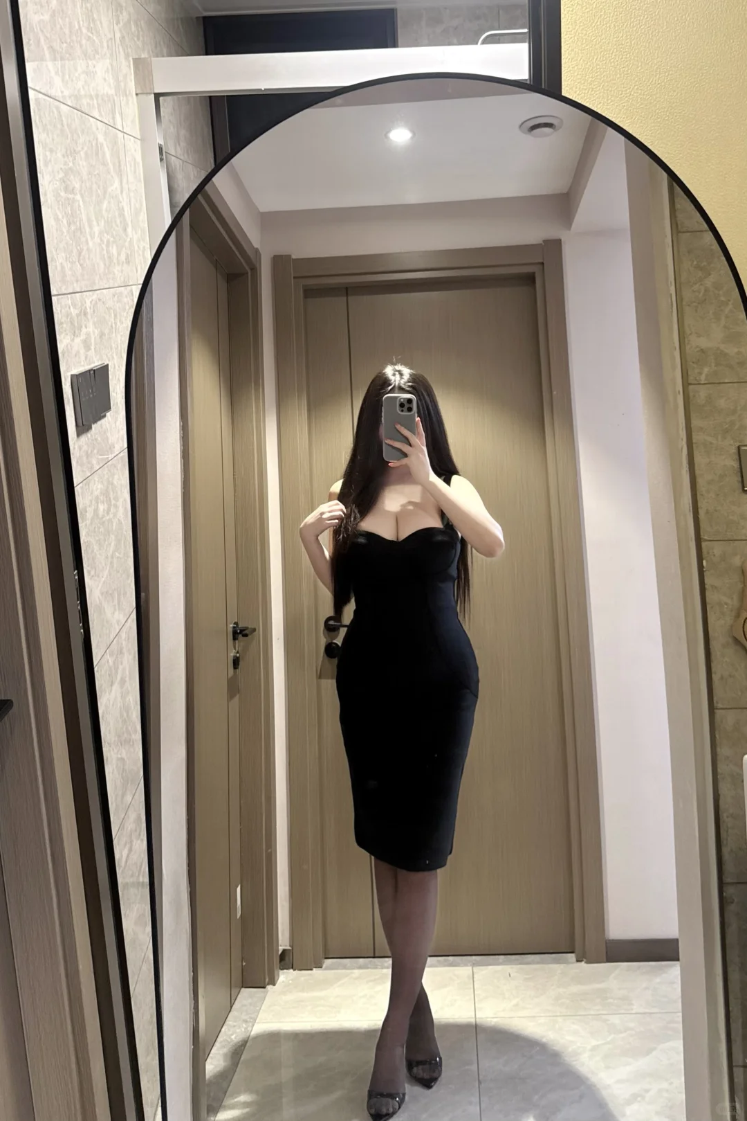 Live图包臀裙真的超显身材～