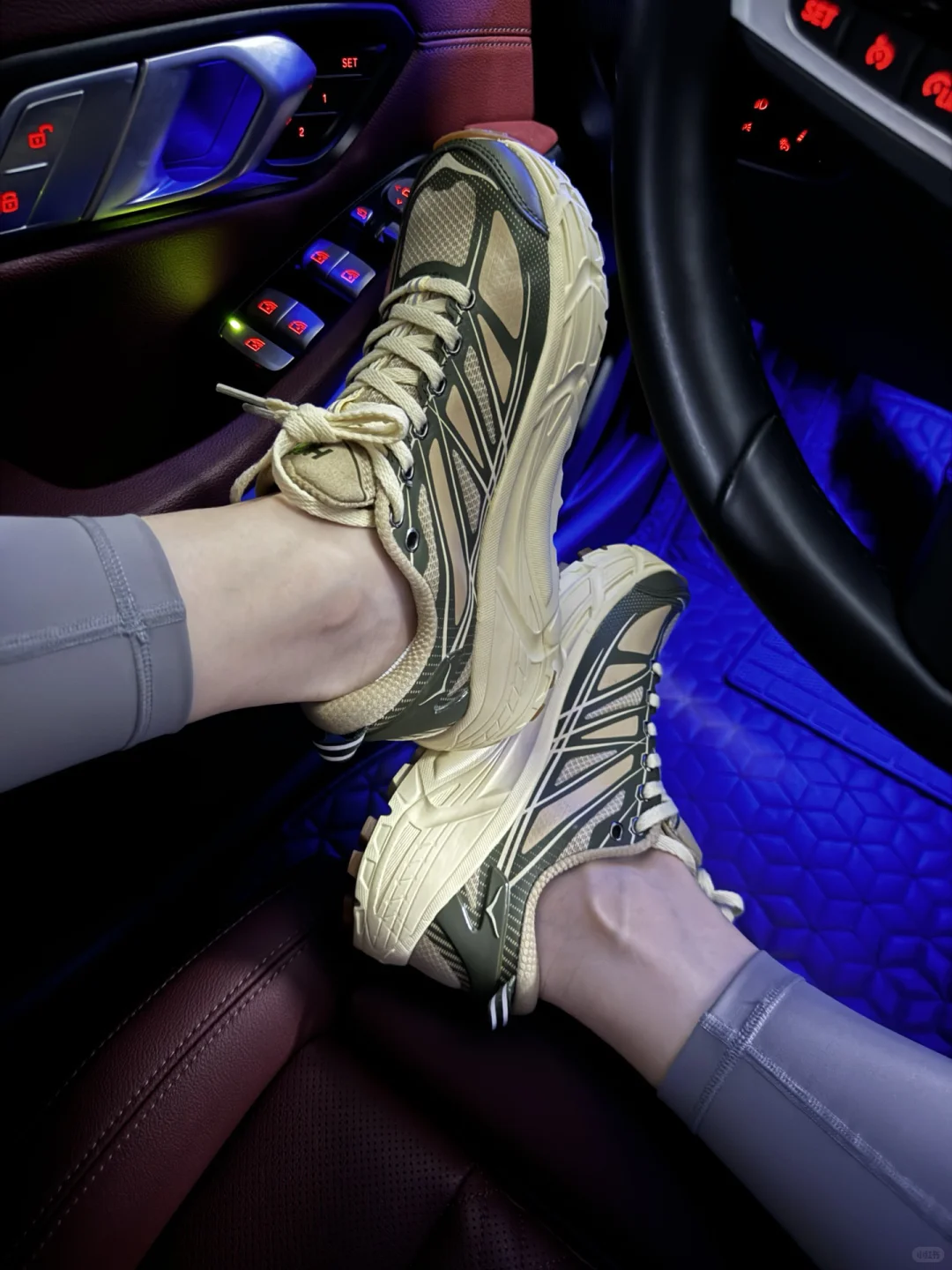 是不是穿了瑜伽裤才会显得好看！