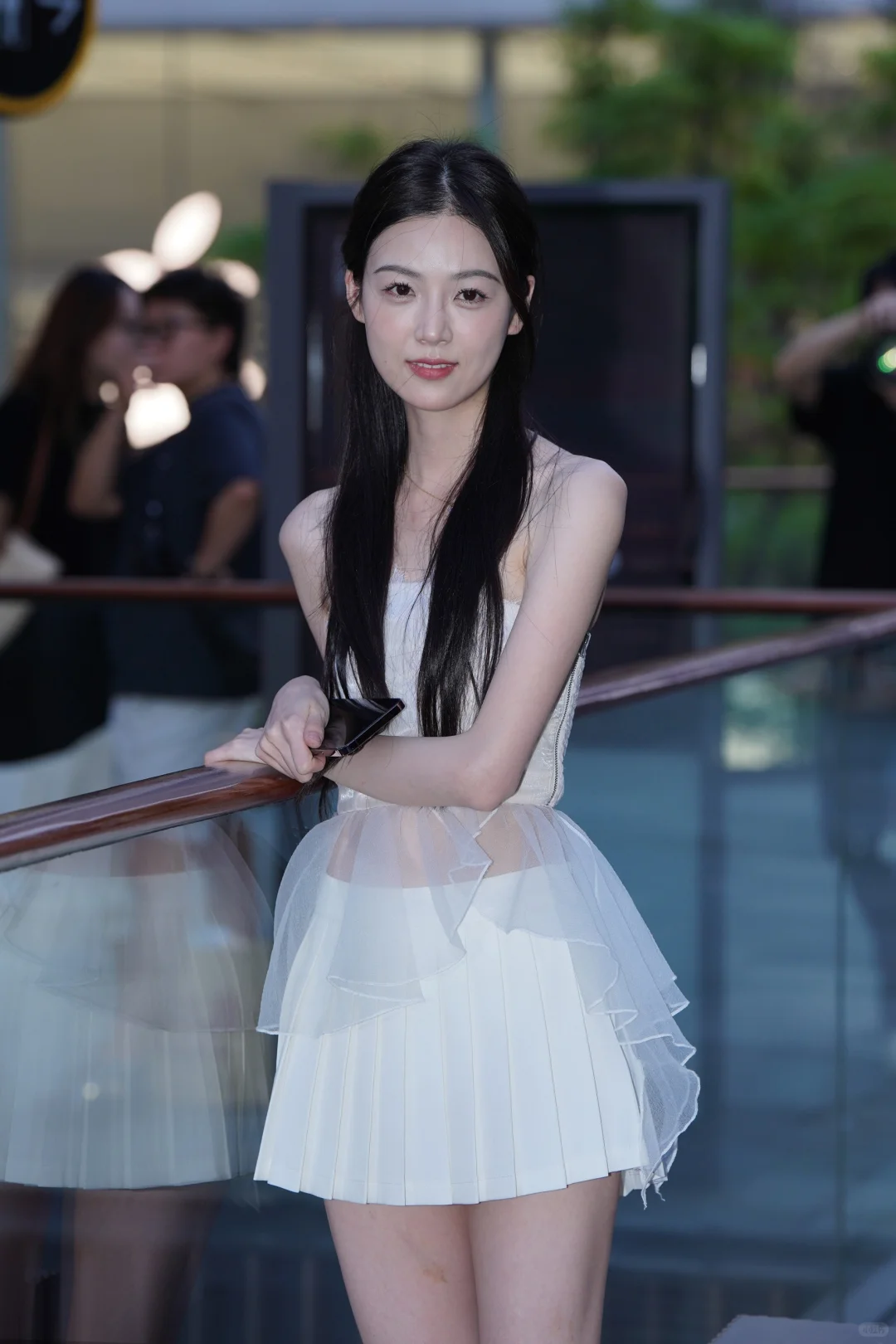 今晚的纯欲氛围感超标了！