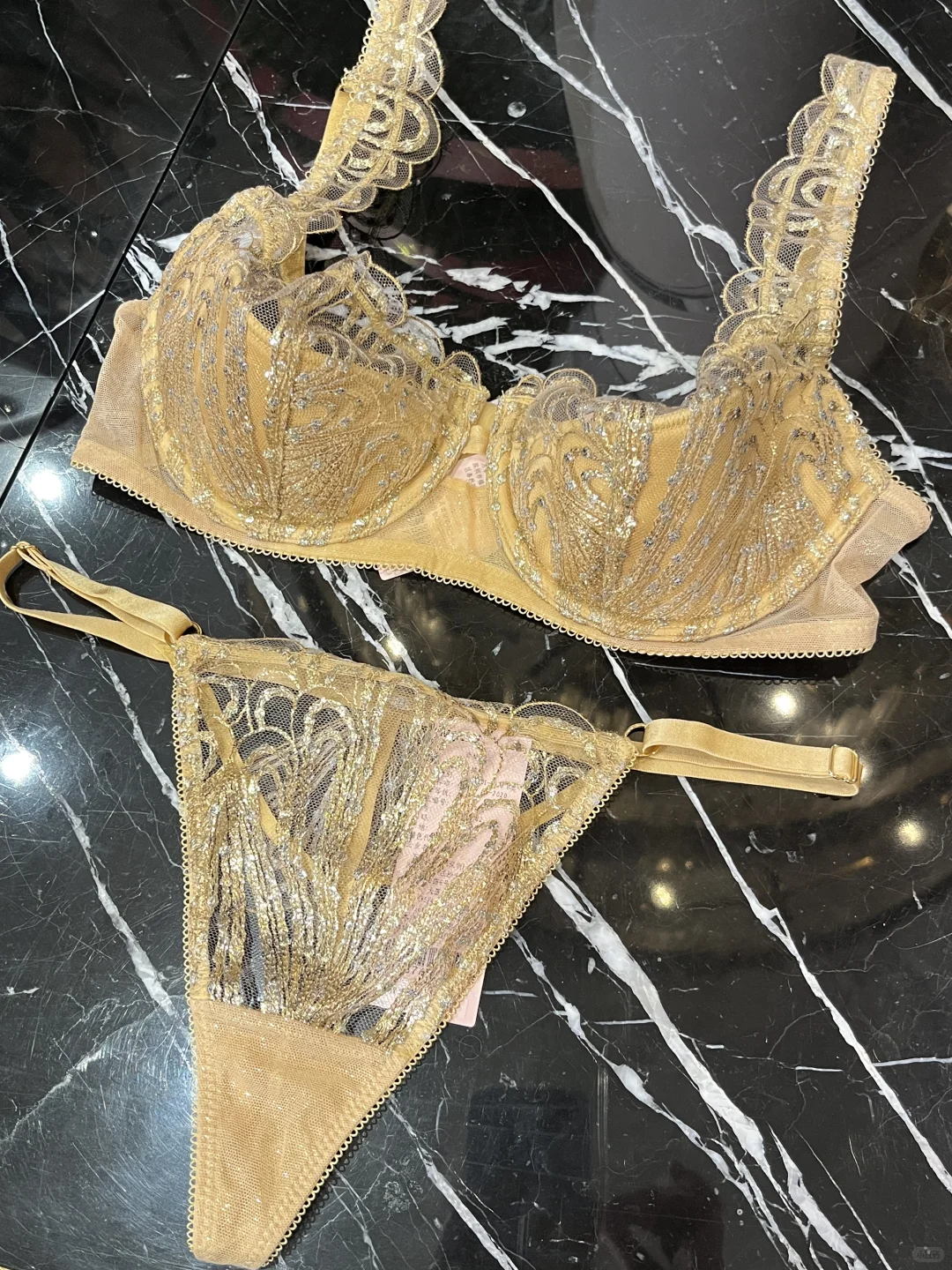 维秘香槟金 氛围感的神‼️