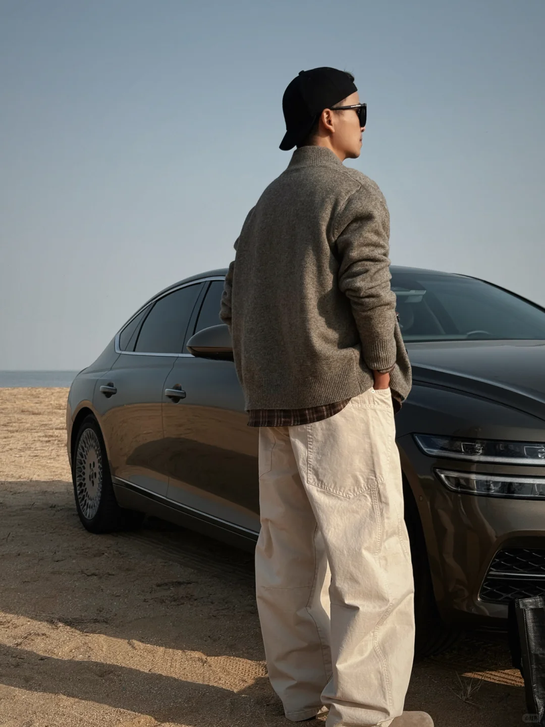 海边停车场随拍。