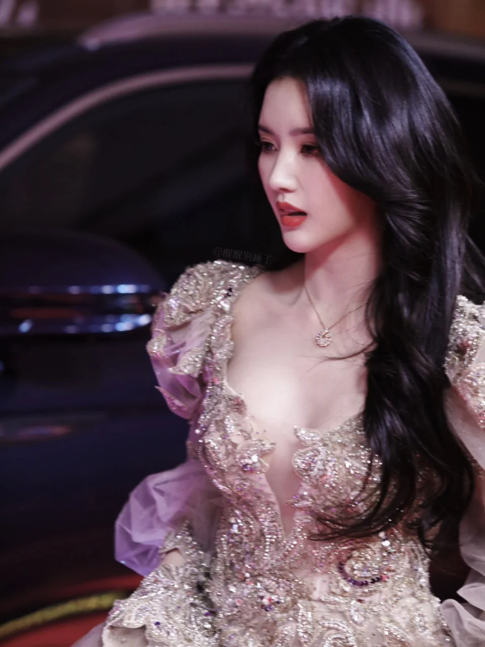 这是仙女吧，真的太美了✨✨✨