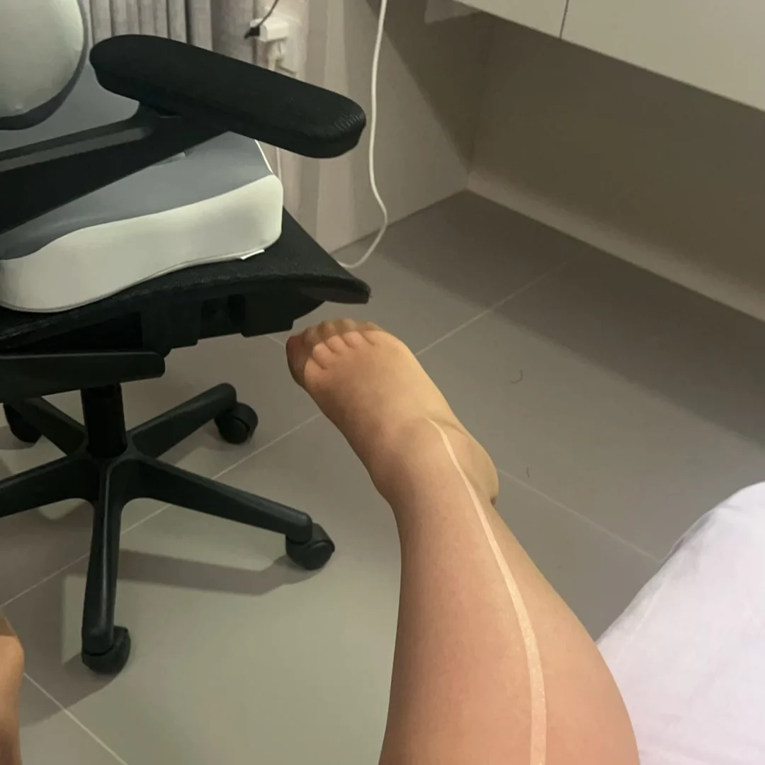 丝袜勾丝还能穿出门吗