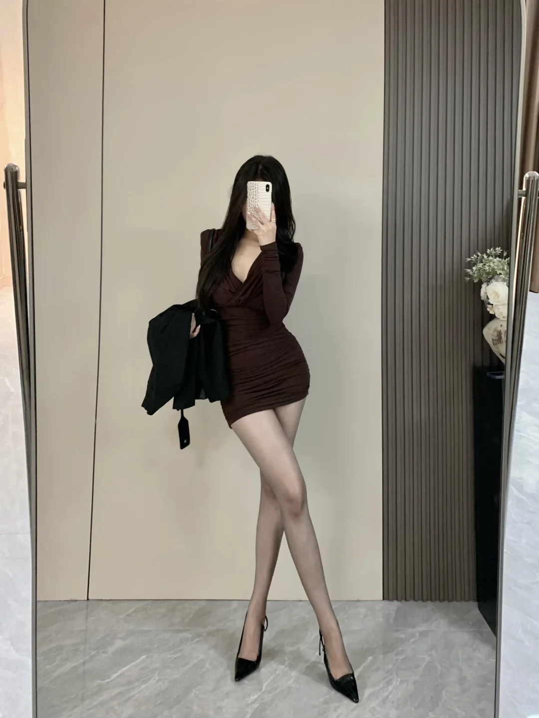 好喜欢带点女人味包臀裙🤎又有设计感