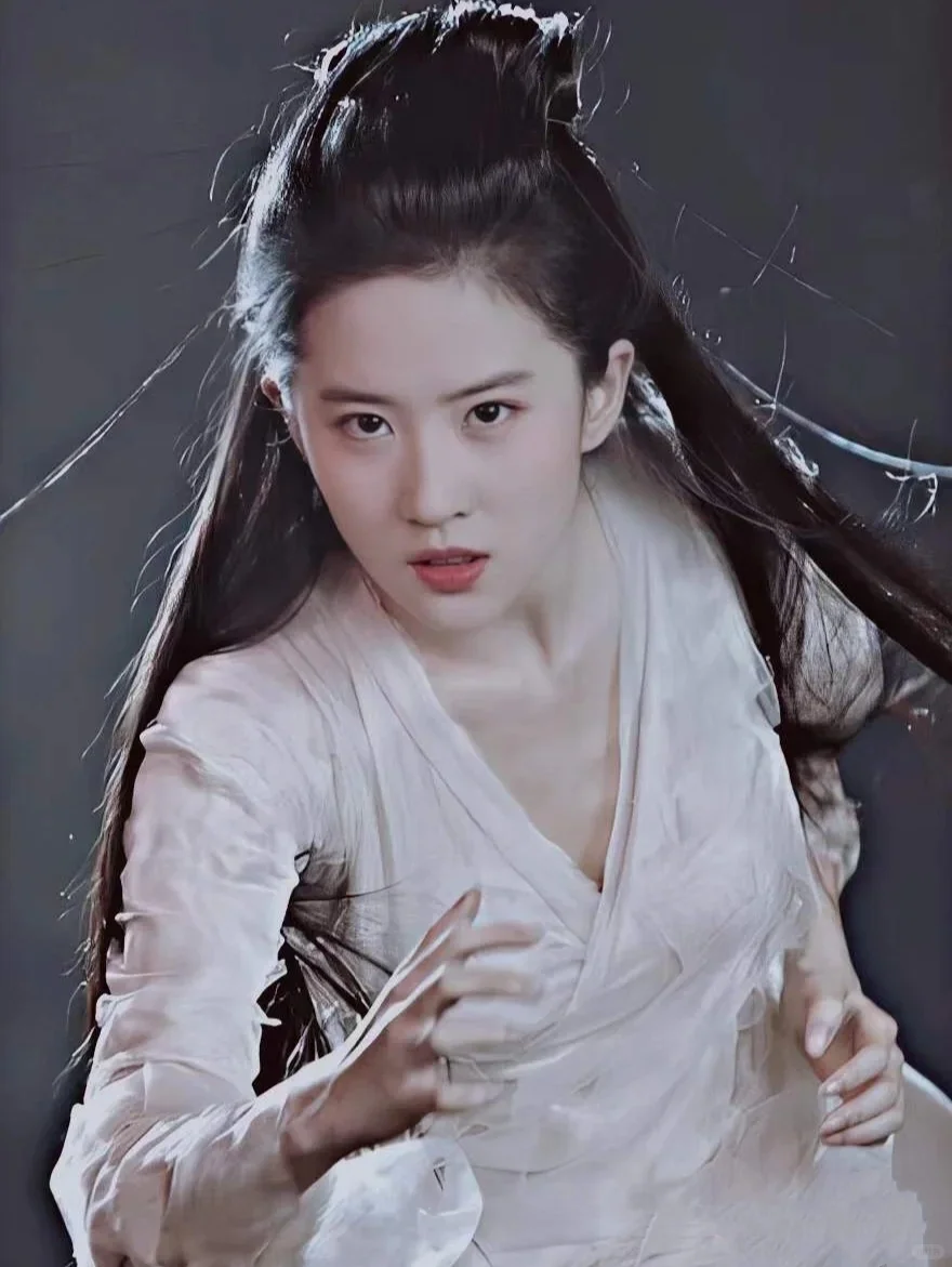 刘亦菲！一位惊艳了时光，一眼万年的女明星