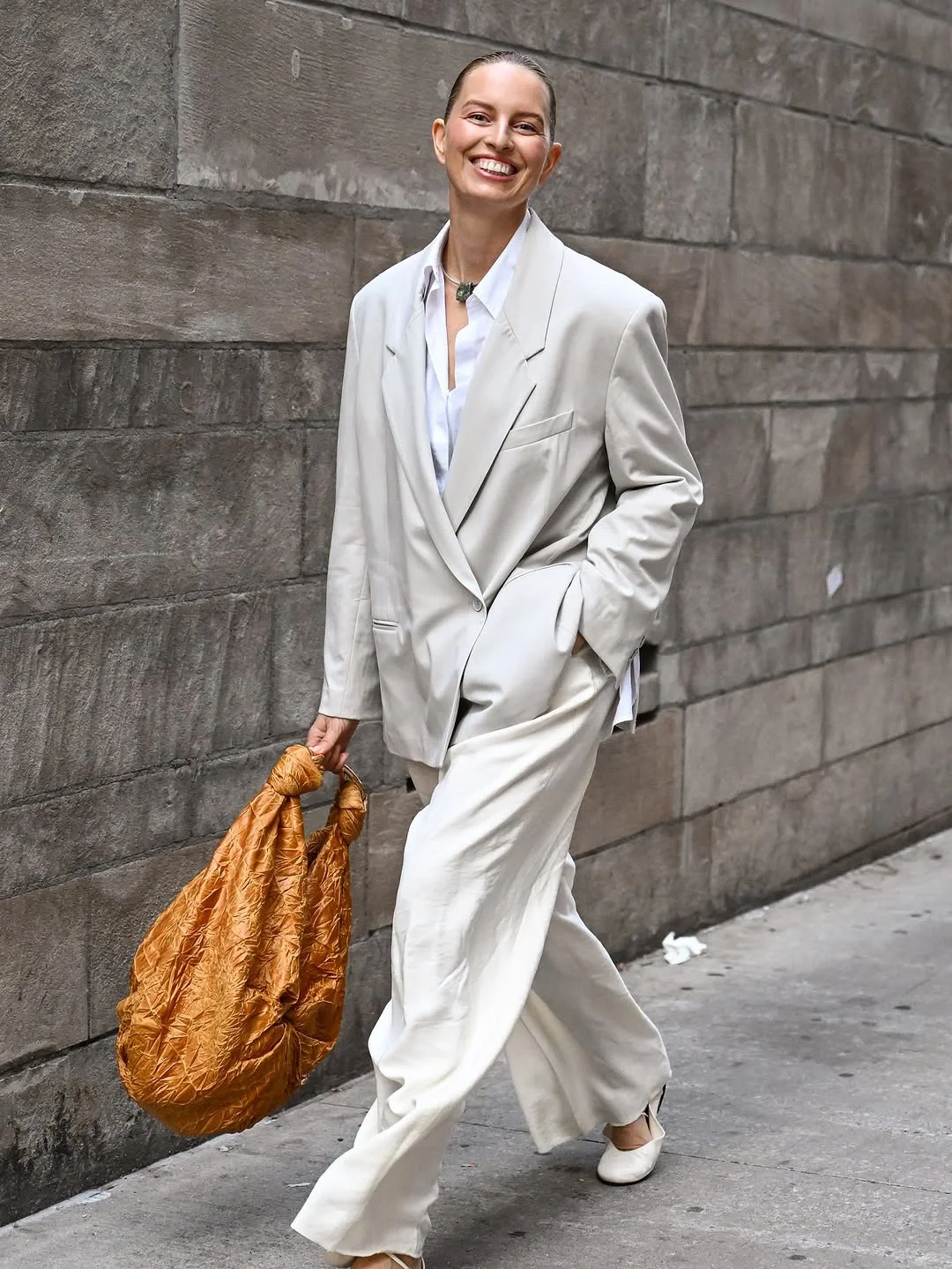 西装控必收藏-又飒又A又复古的时尚穿搭参考