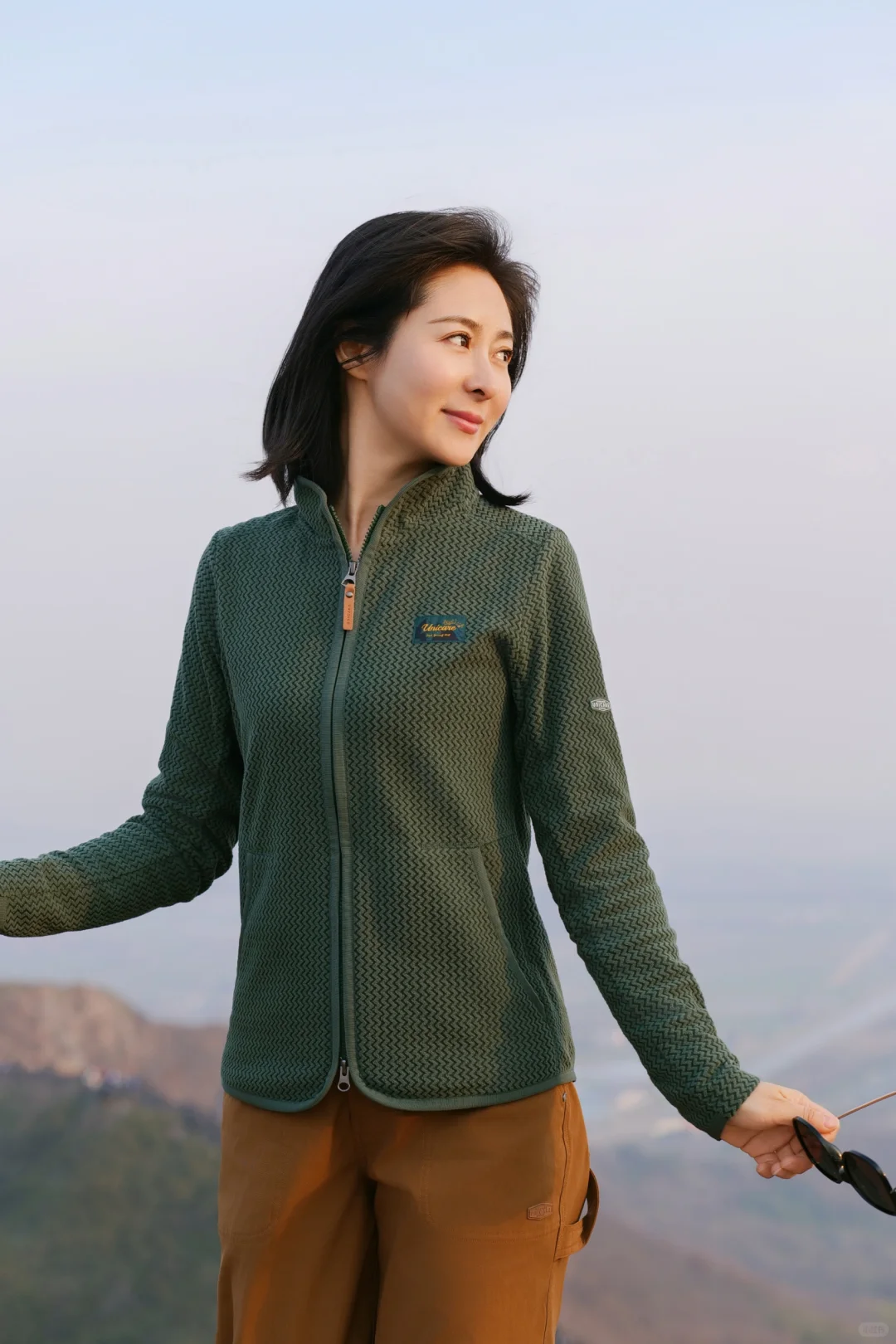 48岁|与其死磕少女感 不如活成野生的风