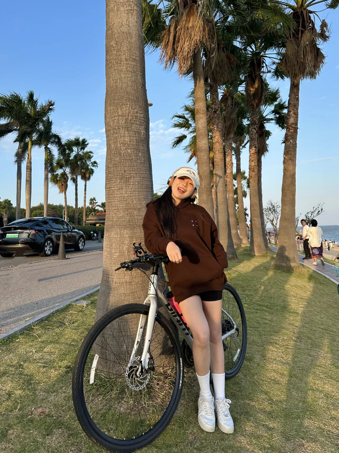 和我的自行车在海边看日落🚴