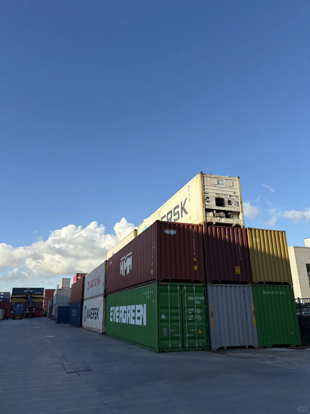 北仑区集装箱、随手拍出电影感工业大片