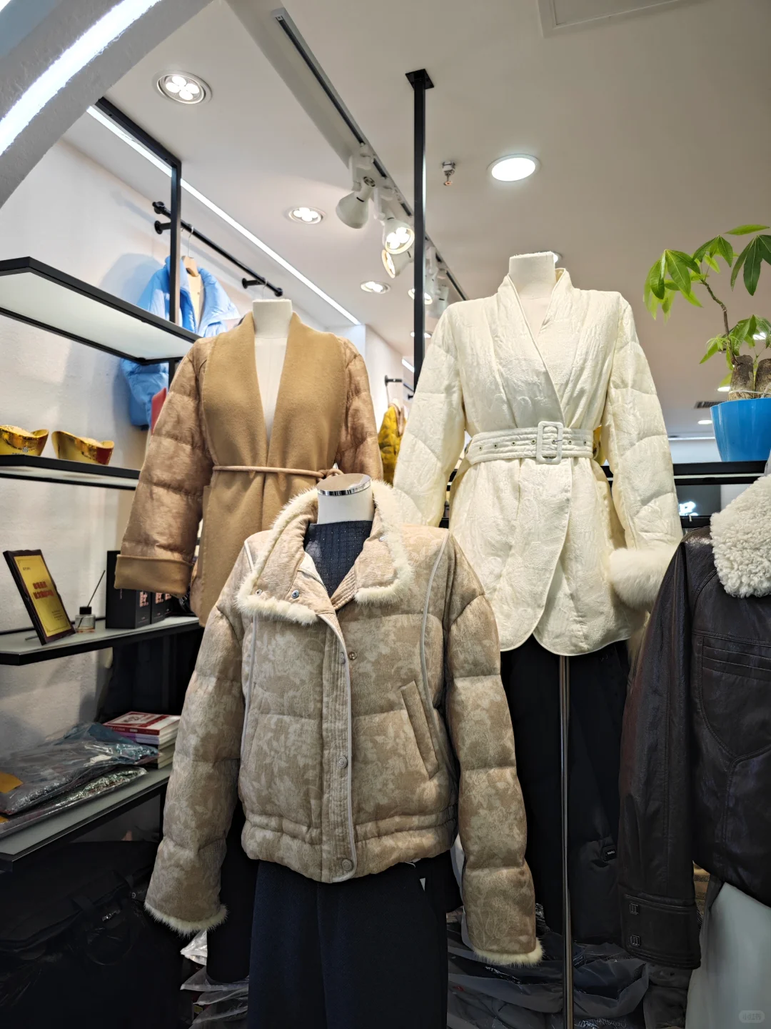 听劝！你们催了100遍的熟女冬装，上新啦！