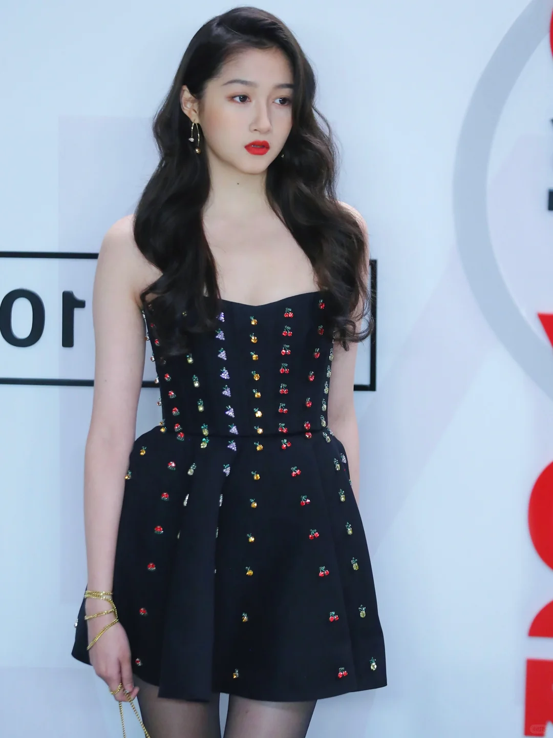 关晓彤大长腿太顶了