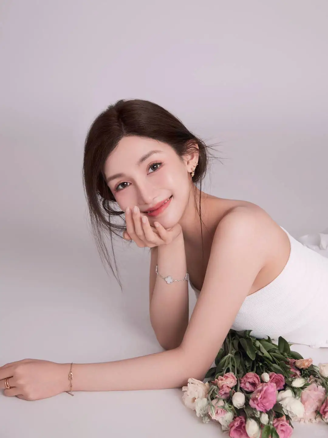 真的有被她美到 真的好美