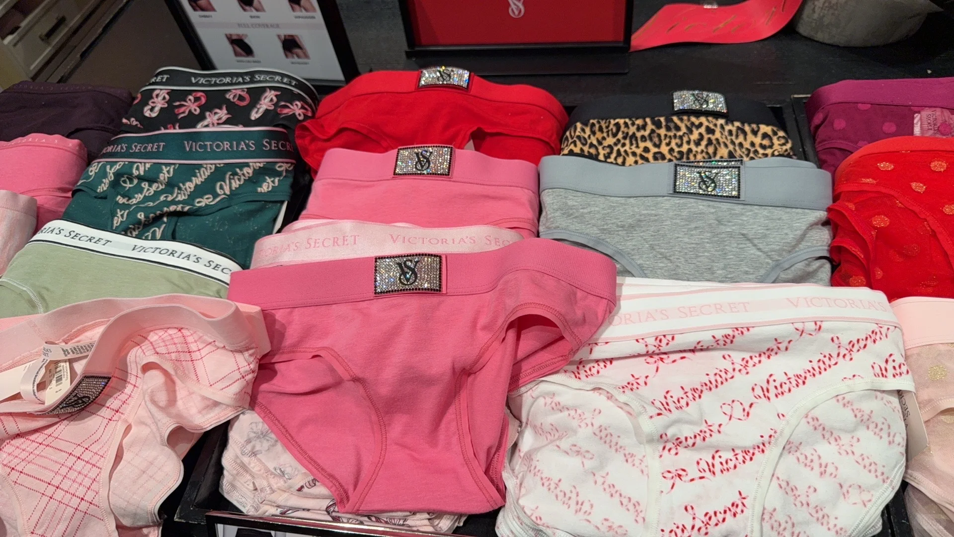 曼谷 维多利亚的秘密黑五折扣