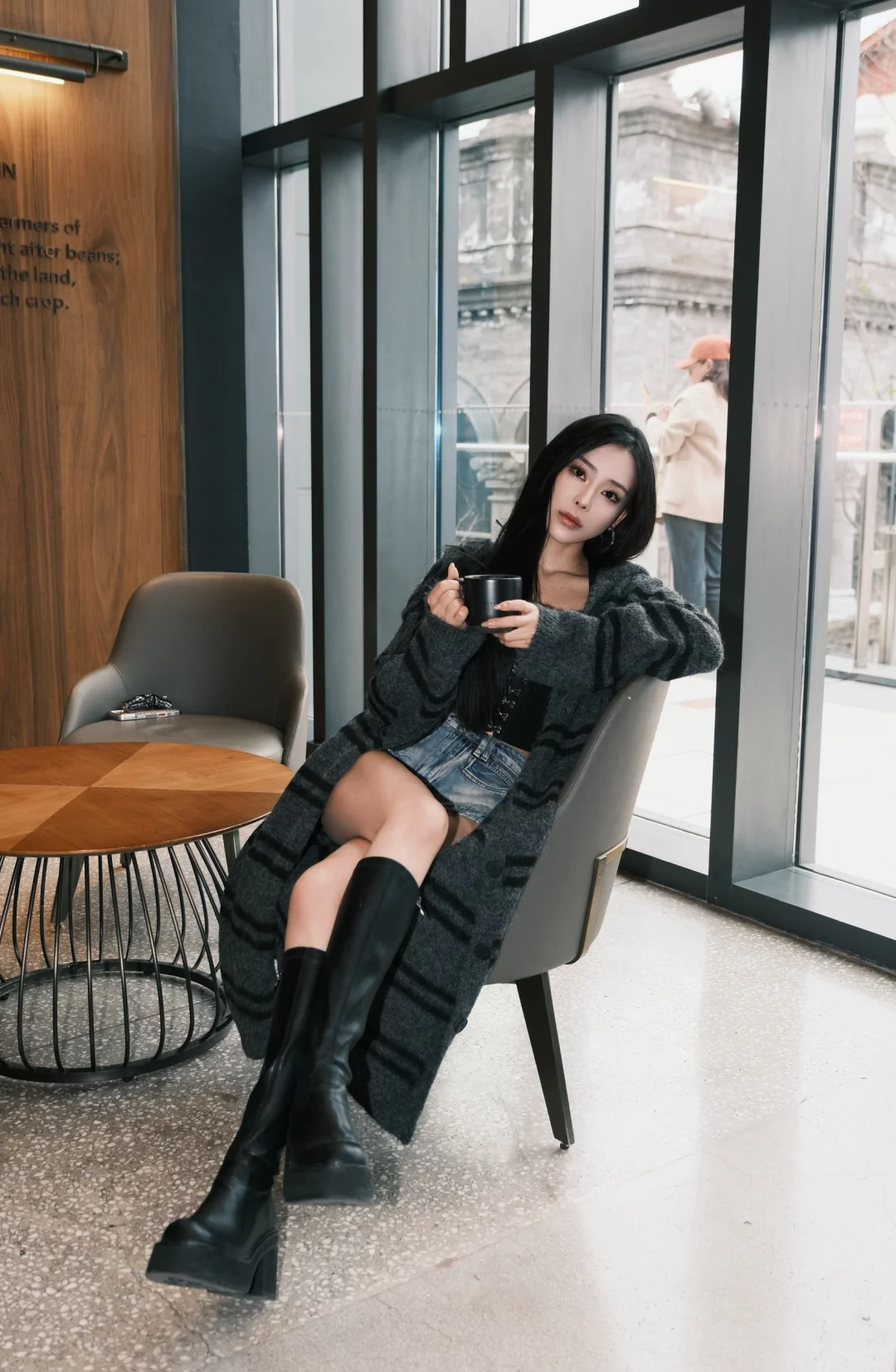 同一组照片拍出御姐风