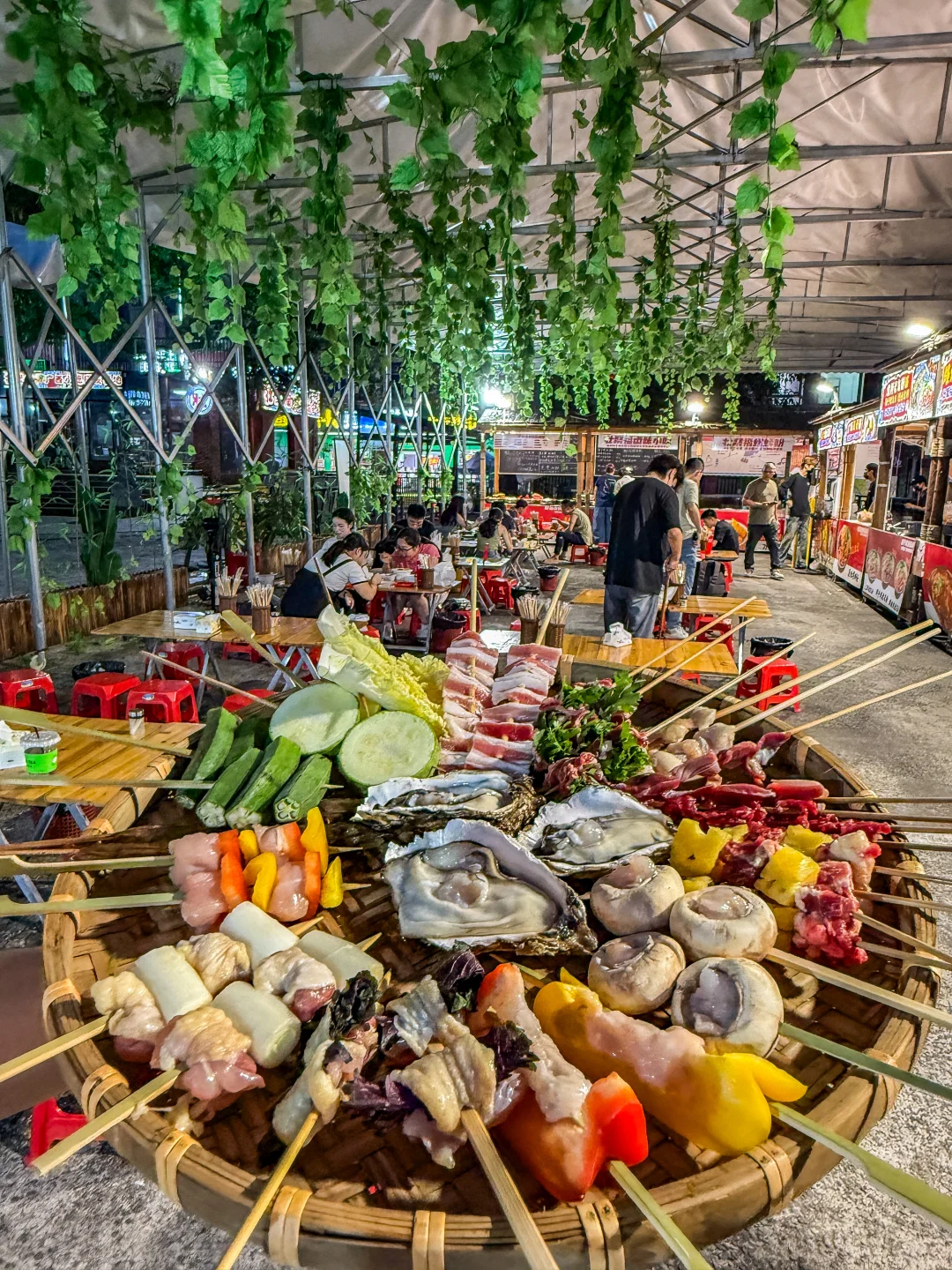 一周能吃567次螺蛳粉天堂