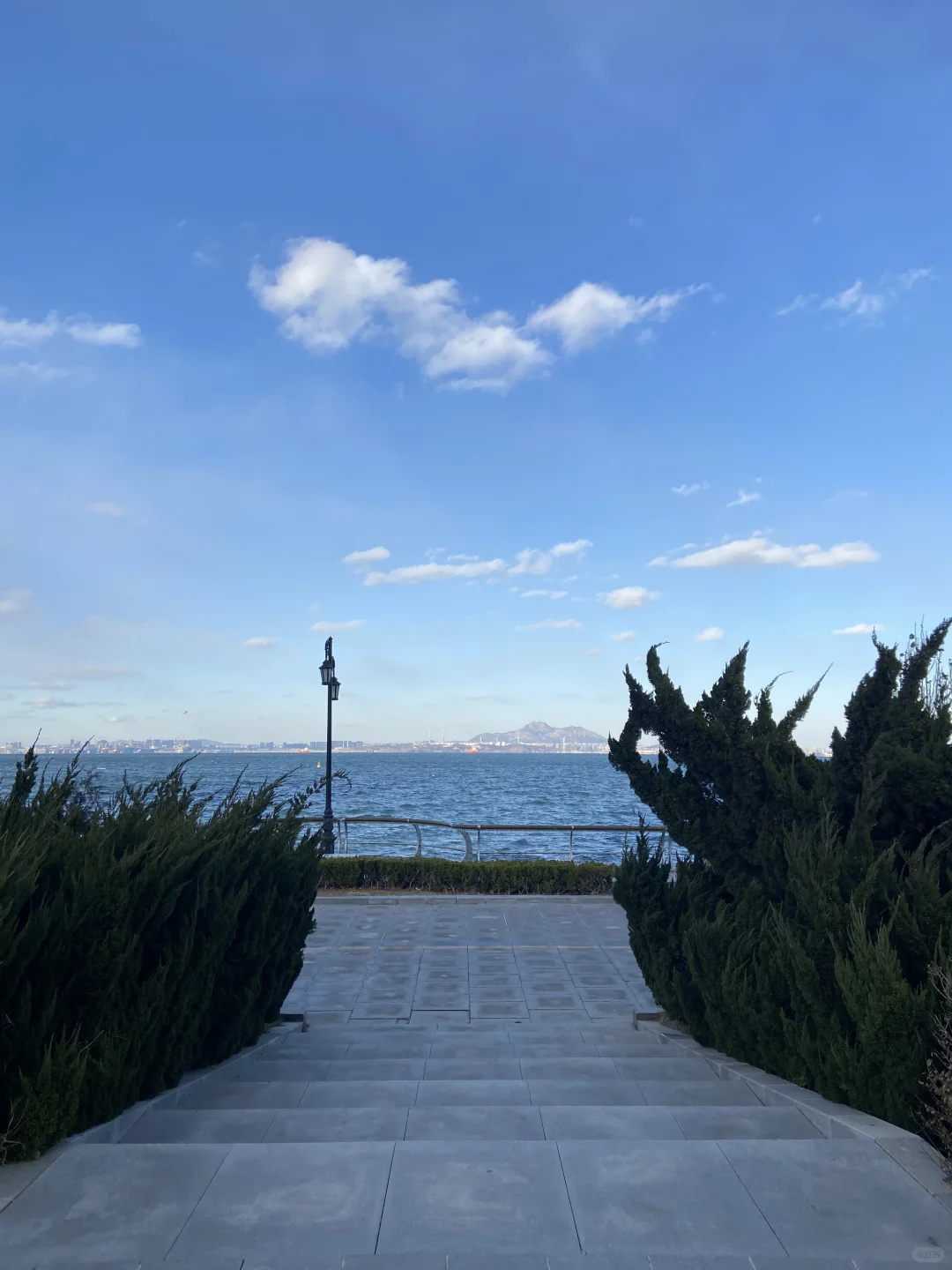 十二月初的大连海边这样穿