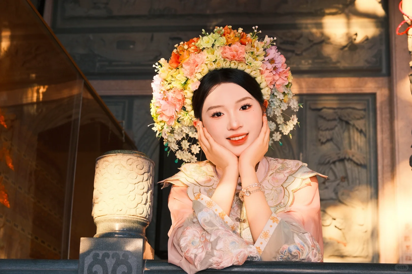 当汉服遇见蟳埔女习俗，便有了最独特的风情。