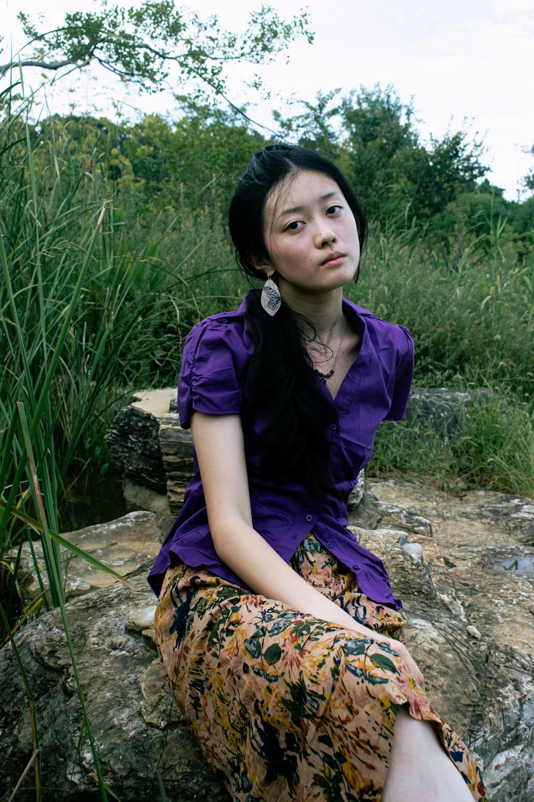 她会让人想起辽阔的森林、原野和海洋