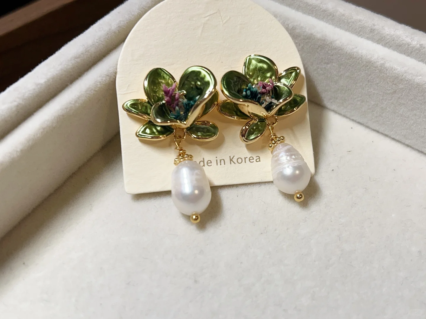 天然淡水珍珠，美得冒泡，白送一样的，谁要