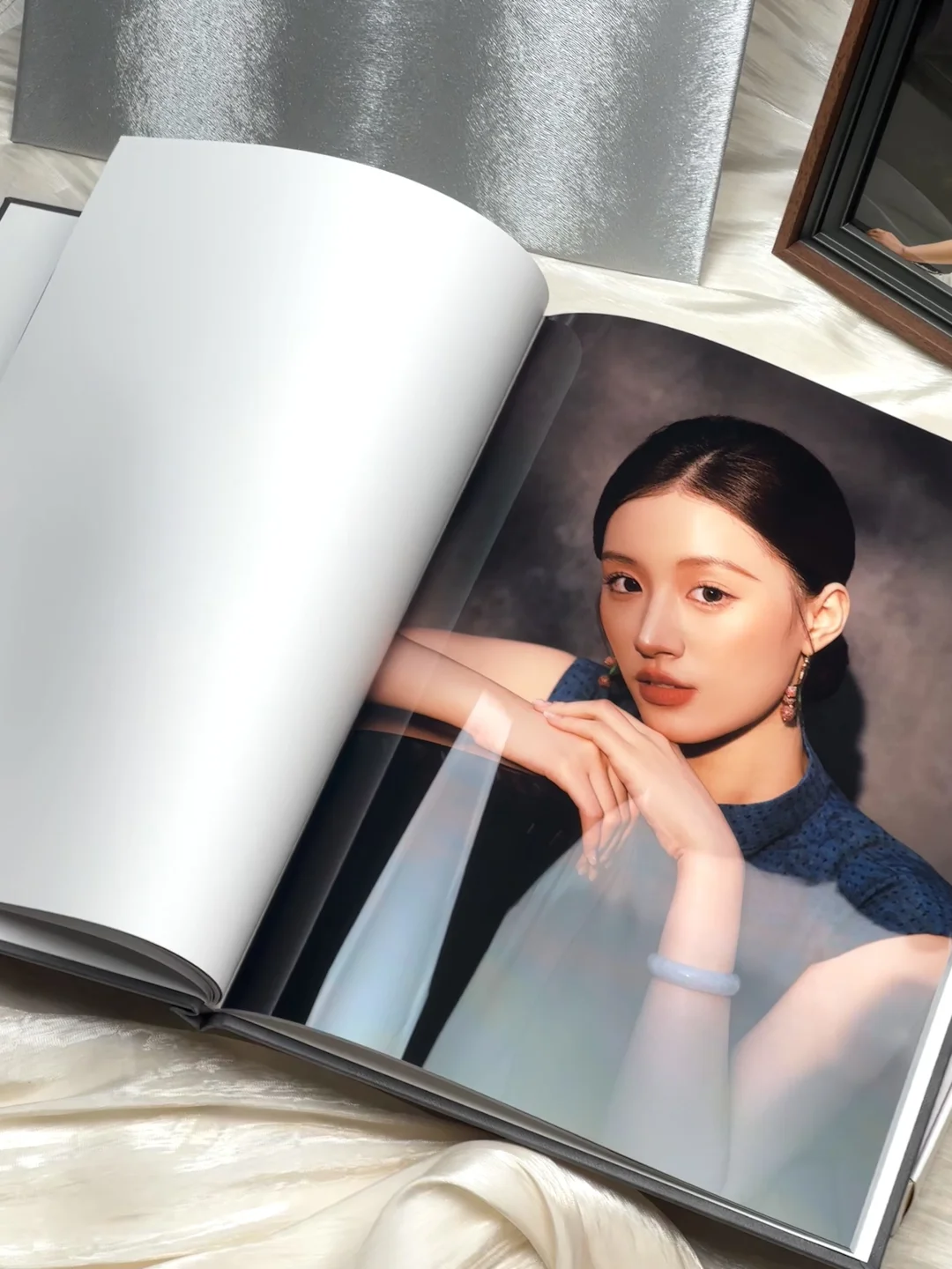 我不信有女生能拒绝这本肖像相册！