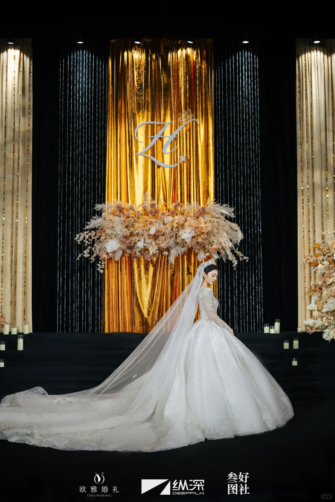 好美啊 好帅啊 好般配啊 闪闪发光的两人