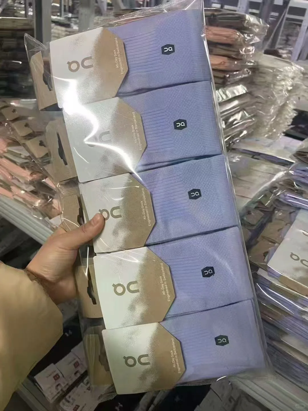 求此类型袜子厂家