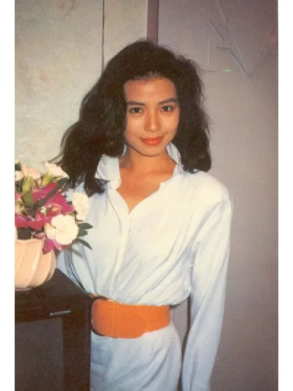 明艳 纯朴 优雅 大气 媚而不妖