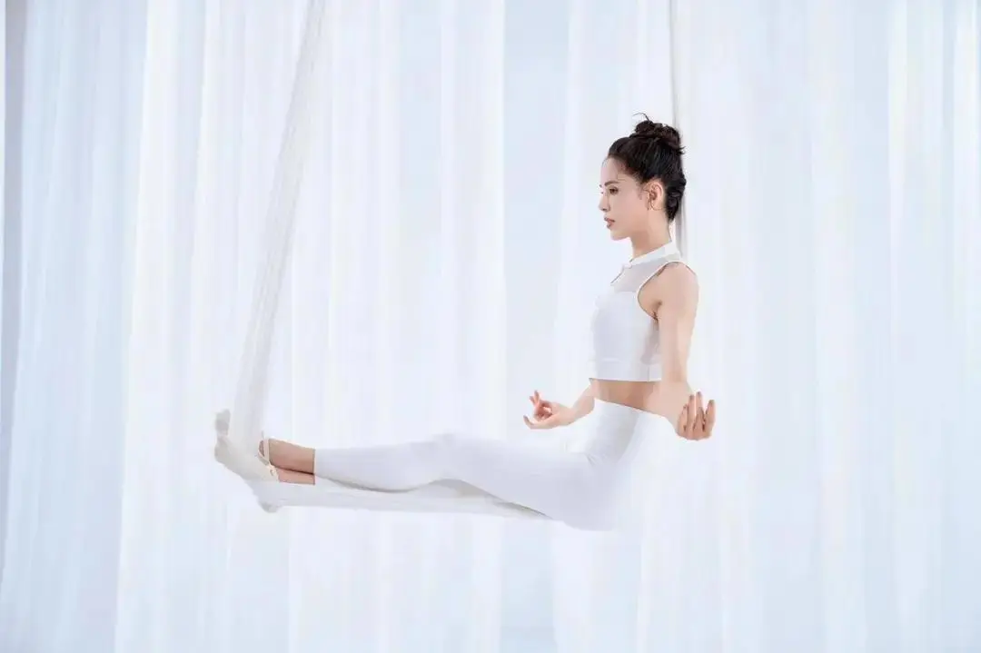 58岁李若彤的状态为什么“超过同龄女明星”