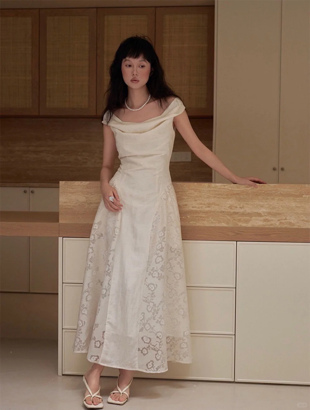 美到骨子里的法式公主风优雅白色连衣裙～