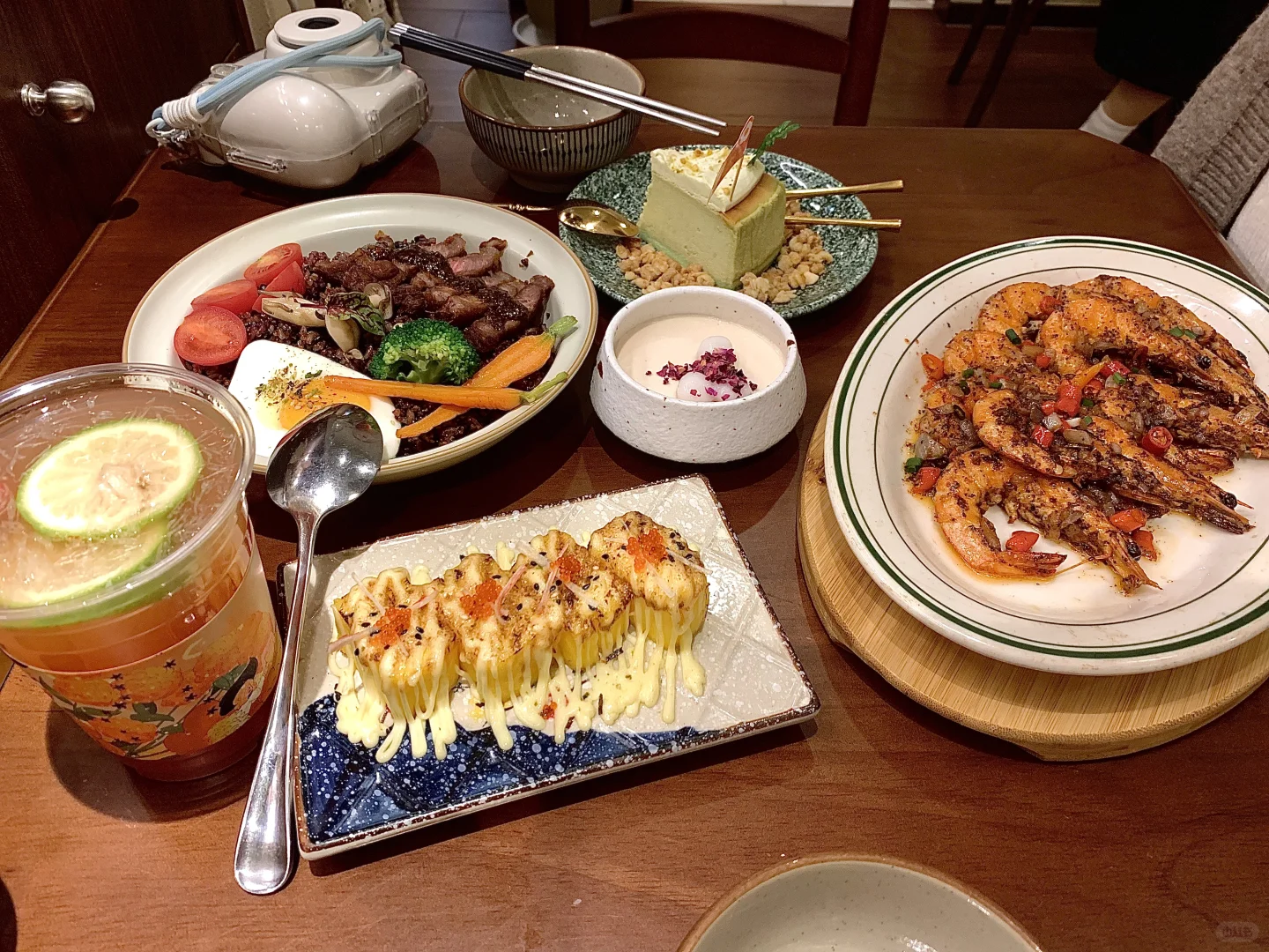 请大数据把我推荐给喜欢天使女仆的女孩子