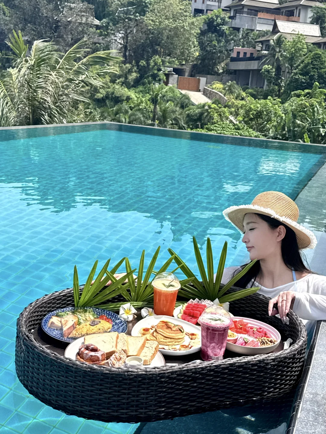 坚持不穿孕妇装 普吉岛度假穿搭18图💛