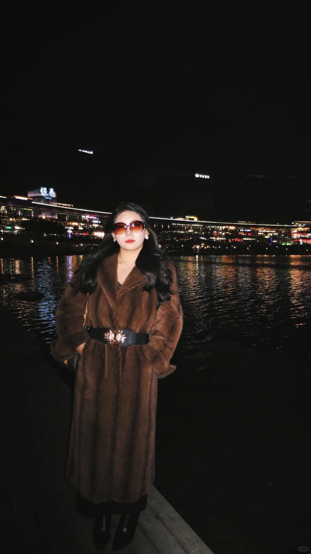 朋友说我像A市回来的女大佬