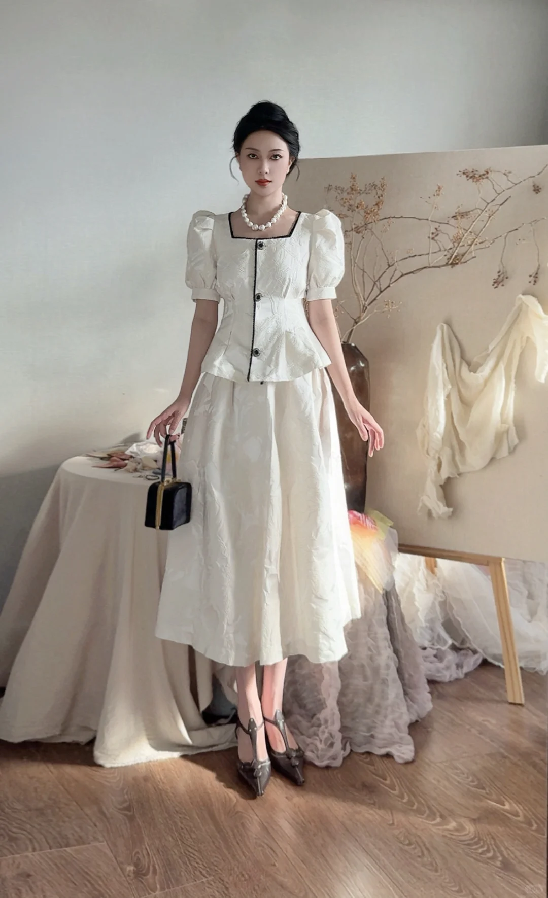 好像任何衣服都需要搭配和打扮才更加分