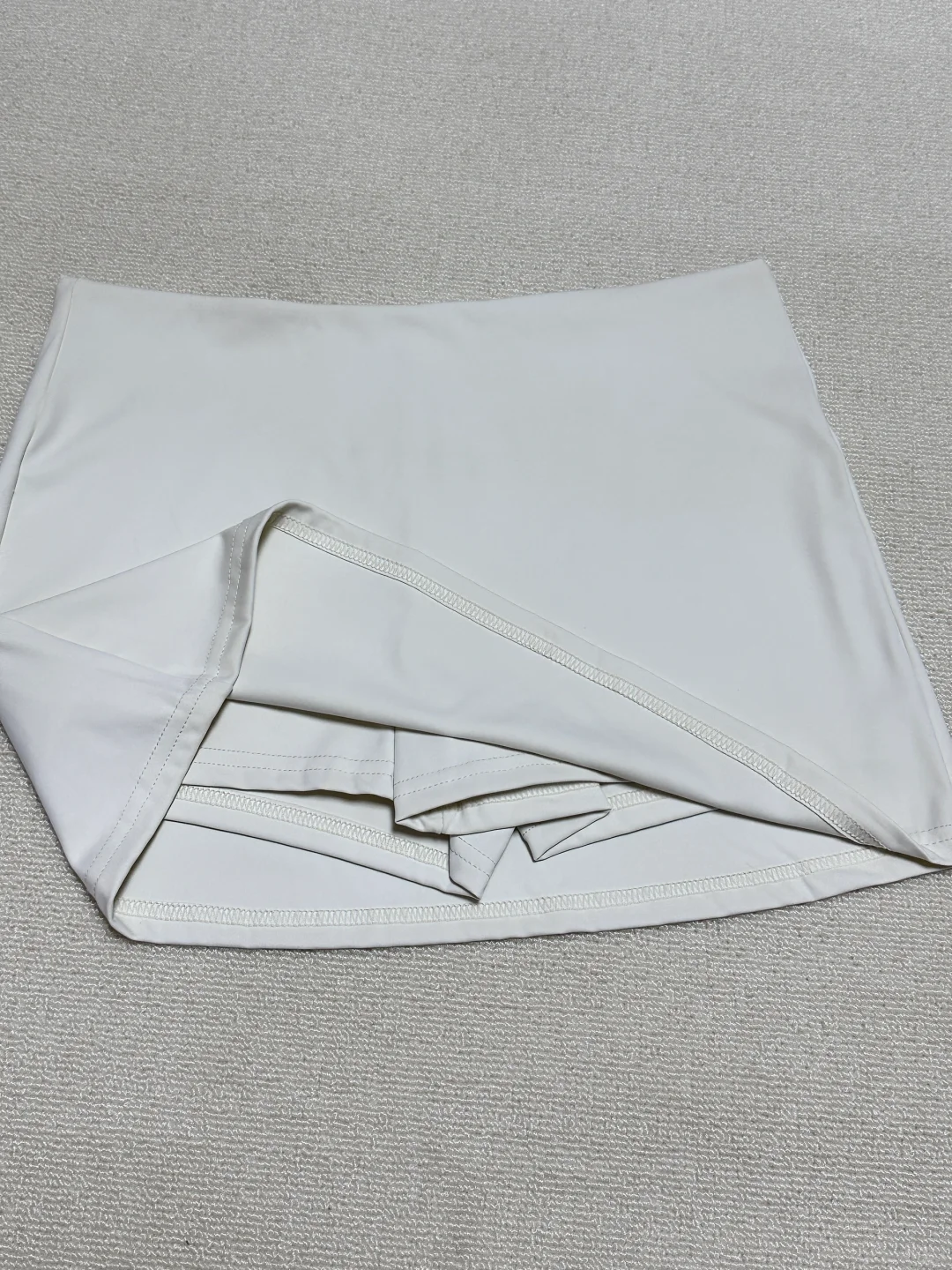 今年夏天的纯欲感是这条包臀裙给的！！