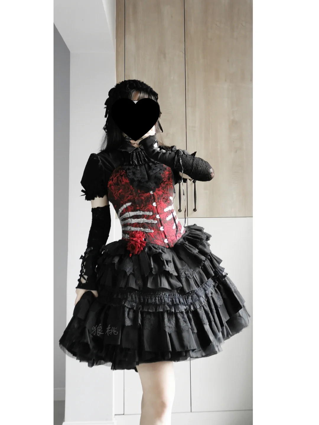 哥特衣橱｜鱼骨胸衣搭配向