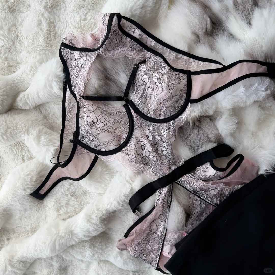 粉色果然如此娇嫩