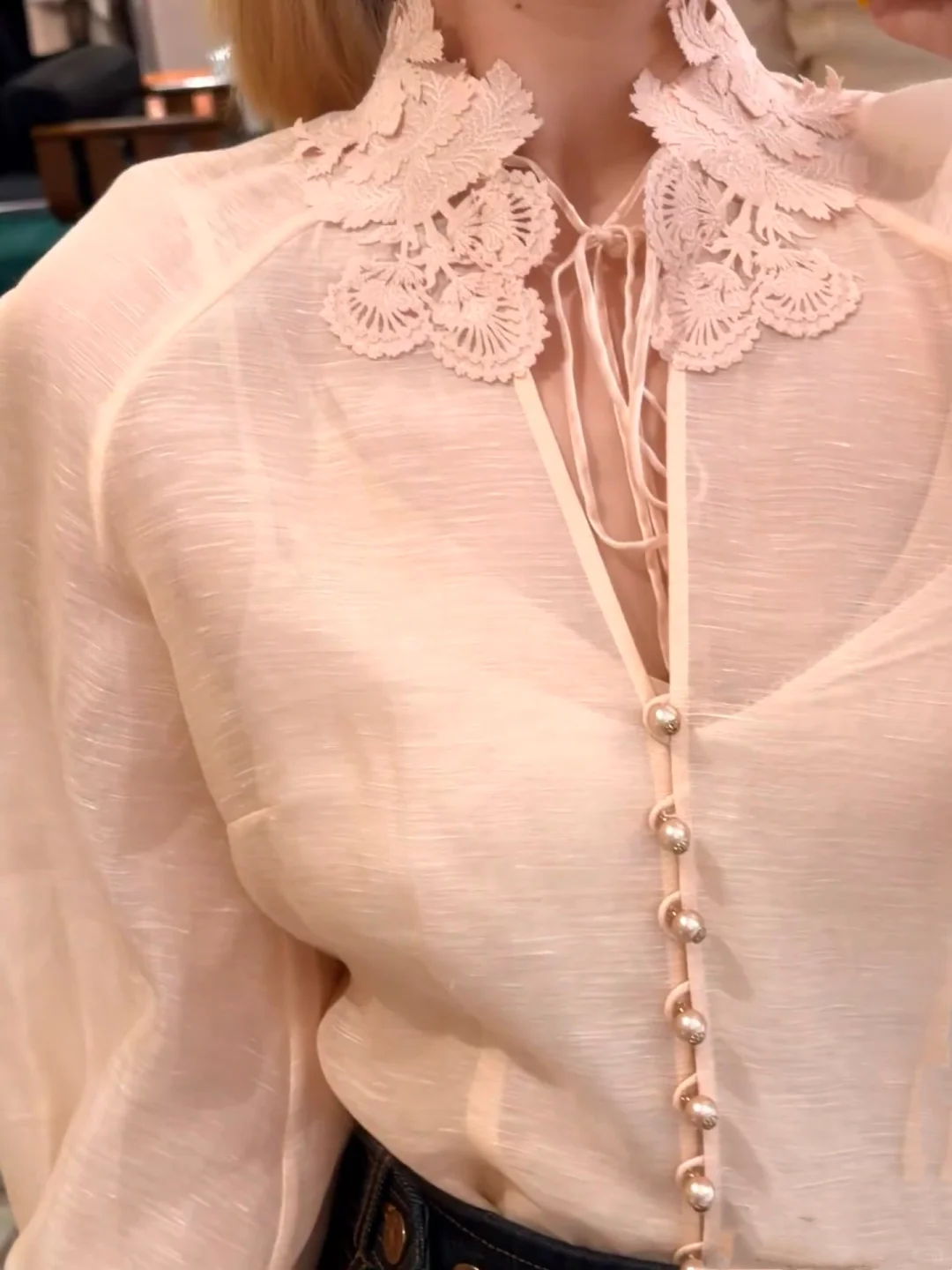 法式复古蕾丝花边 | 蕾丝拼接设计 刺绣衣领