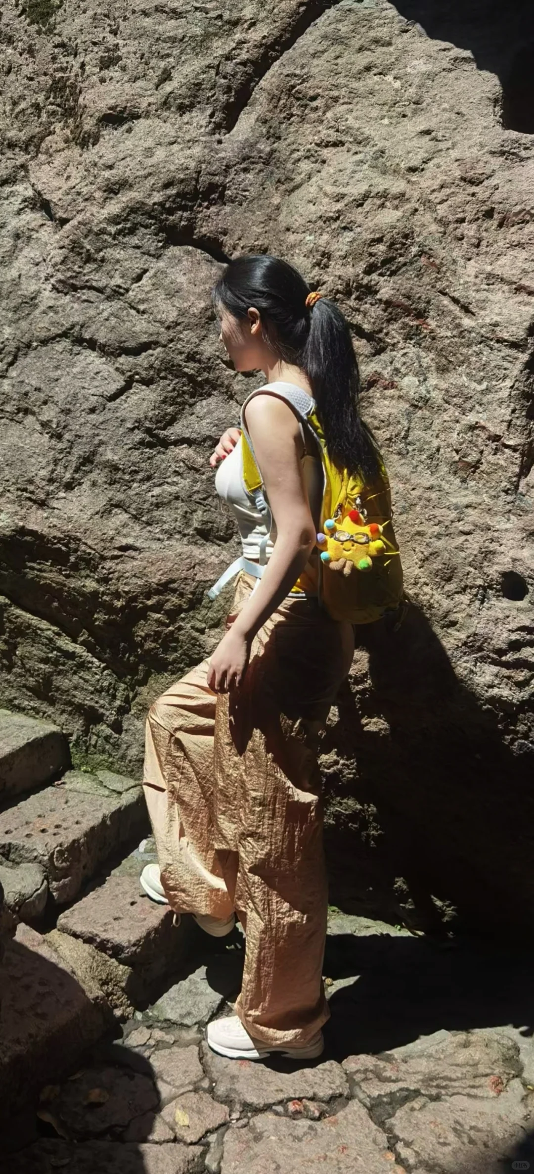 素颜自由，爽爽的登山爽！素颜就是最性感的