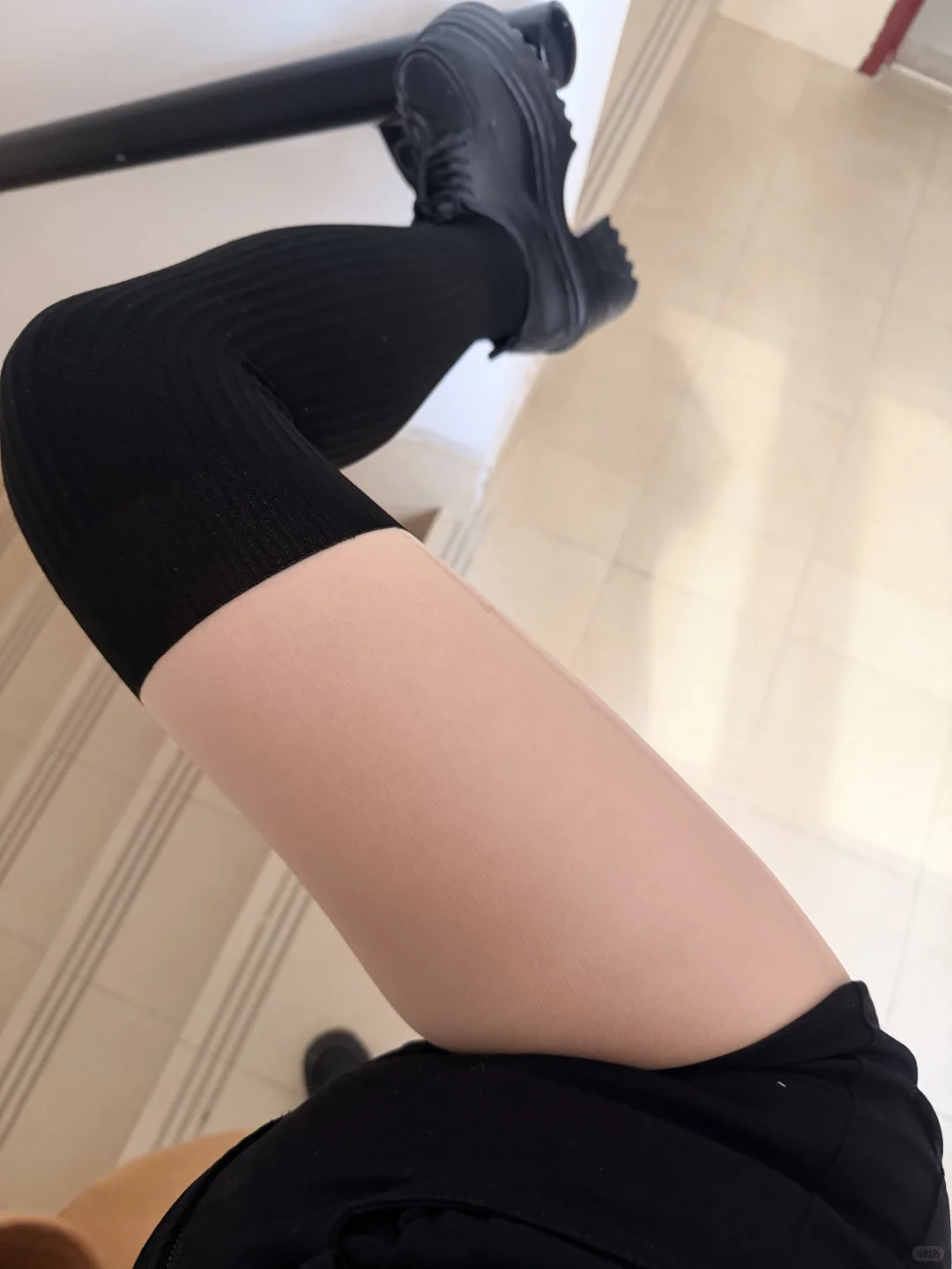 跟着小红书学穿搭 过膝袜穿搭