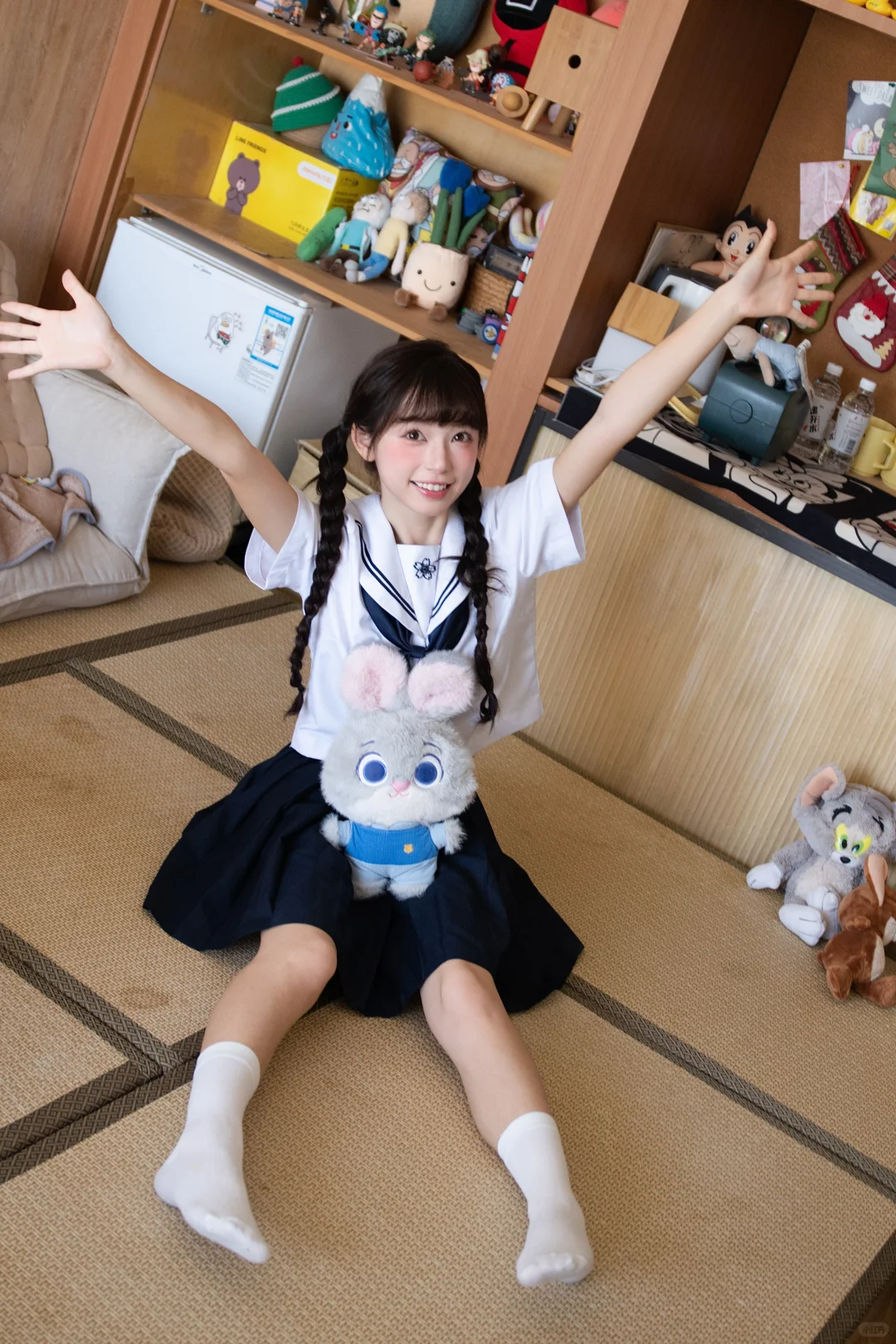 元气JK少女的民宿写真记录