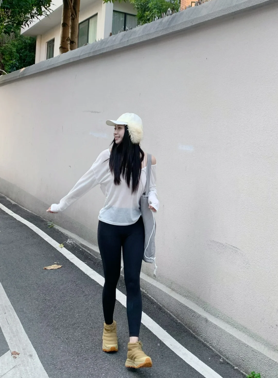 挑战只穿瑜伽服出门Day 83｜能量满满的一天