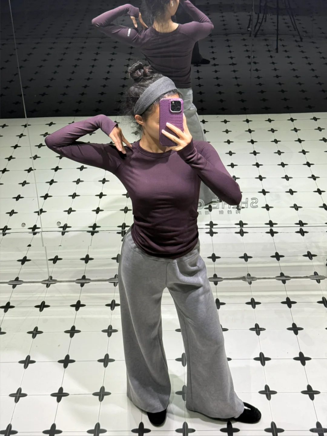 昨天穿这件瑜伽服上课，姐妹追着问链接